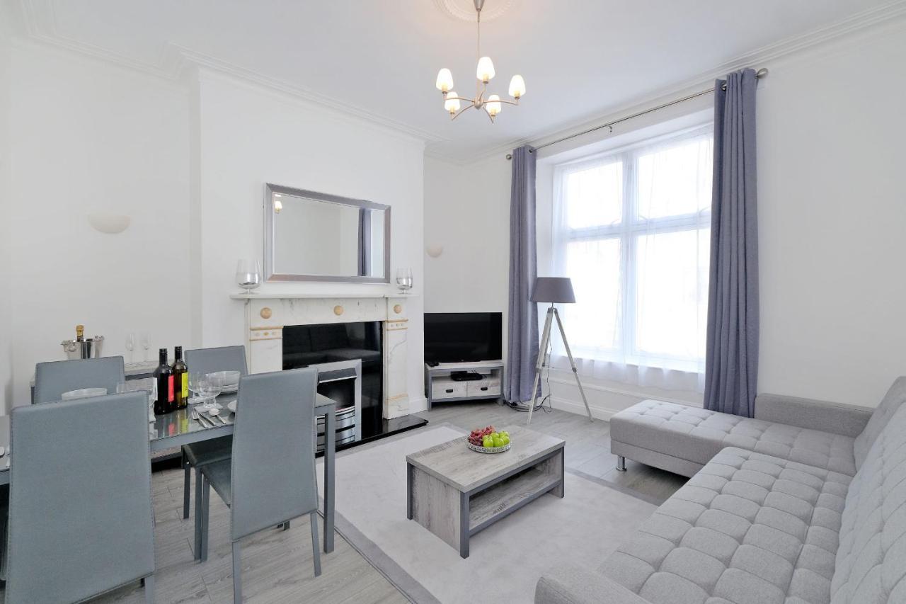 Orange Union Grove Apartment